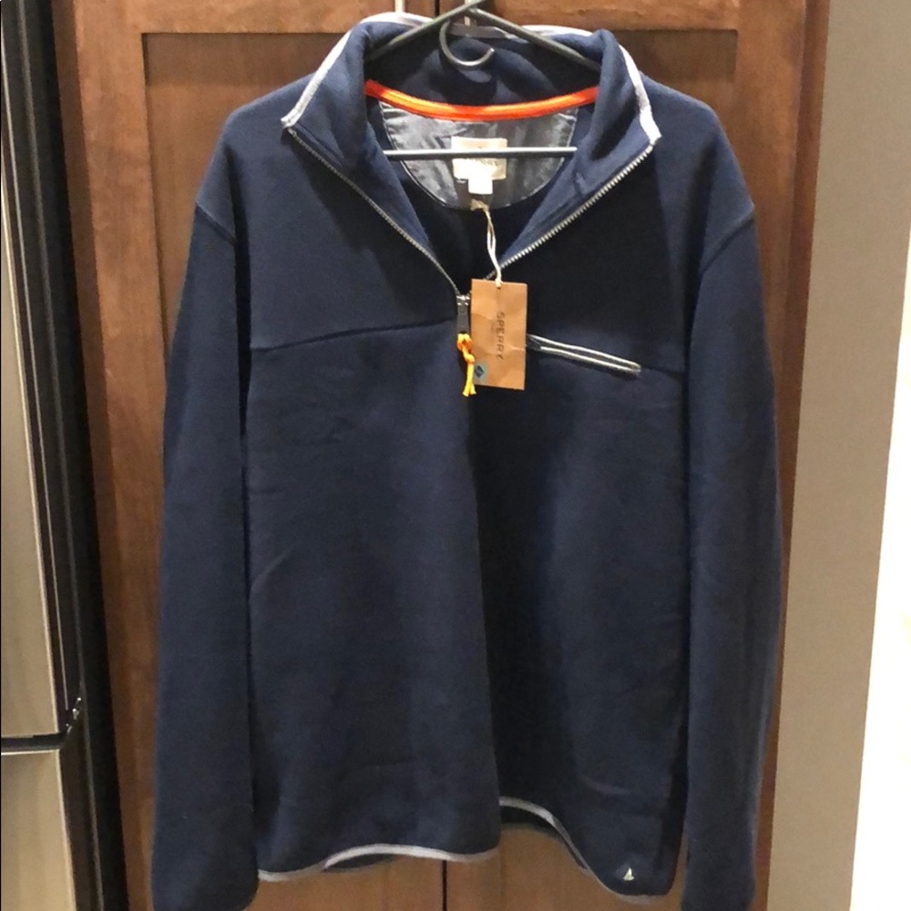 Men’s Sperry Fleece Pullover!  NWT!!